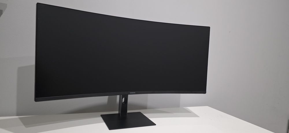 Monitor  Xiaomi 34"  180Hz Curvo FreeSync