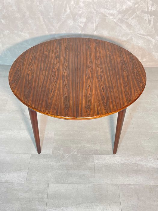 Mesa de jantar Johannes Andersen em pau santo
