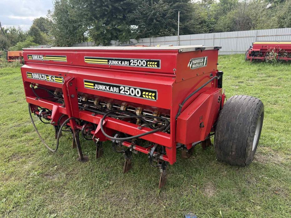 Сівалка зернова дискова причіпна 2.5м SIMULTA JUNKKARI 2500 Каток (сз)