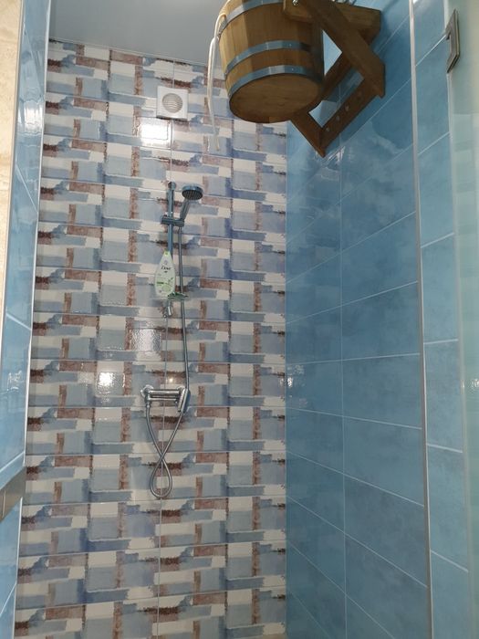 Здам будинок з лазнею на річці