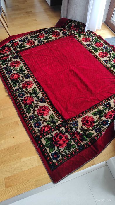 Kilim, narzuta, kapa , ponad 100 -letni , sygnatura