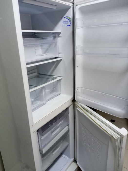 Vendo frigorífico Indesit A+