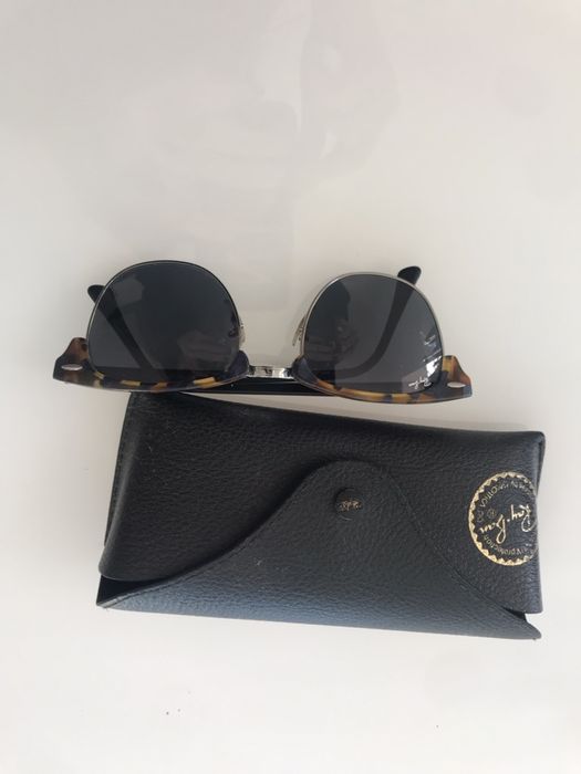 Óculos de sol Ray-ban clubmaster (um clássico)