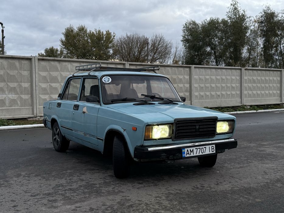 Ваз 2107.