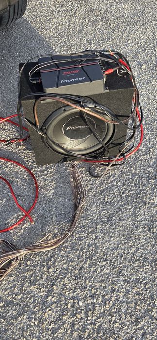 Subwoofer de 500w,  encontrasse novo
