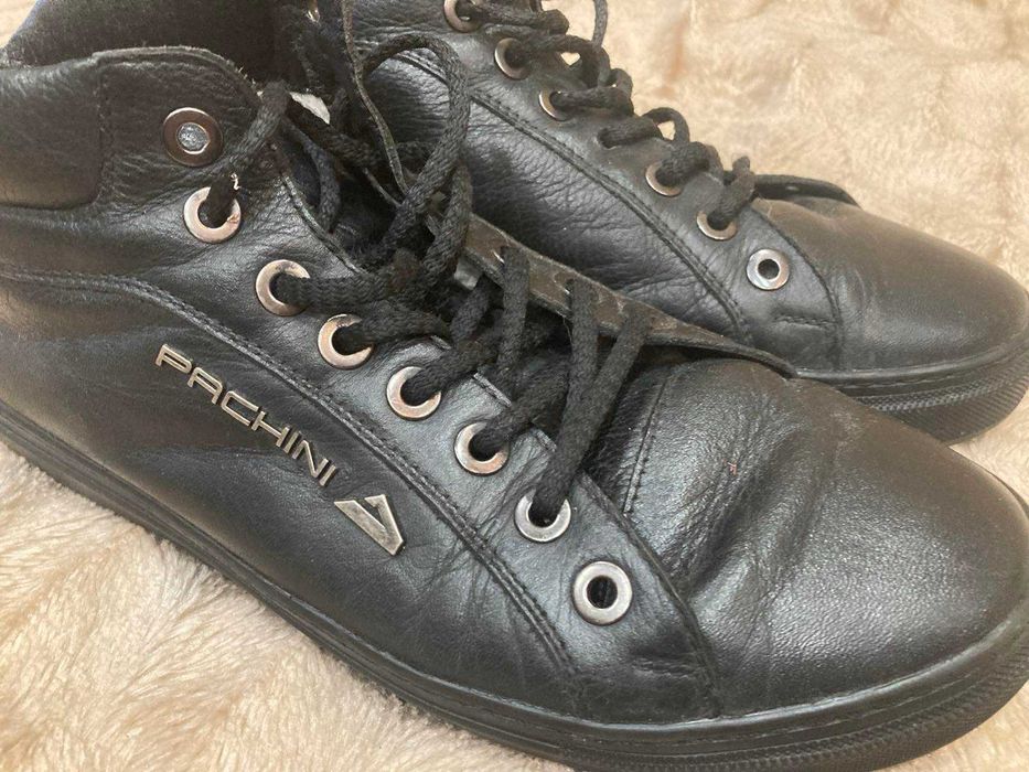 Полуботинки теплые кожа.