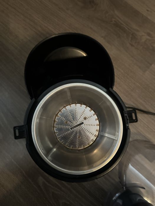 Соковижималка Philips HR 1858