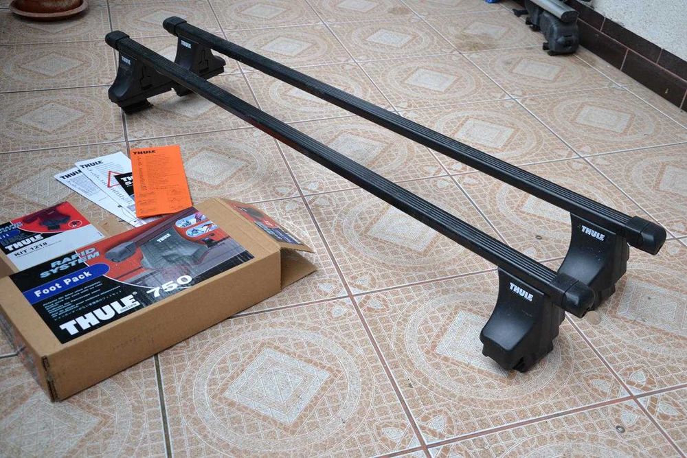 Hyundai i10 THULE Bagaznik dachowy,Belki bazowe,Relingi