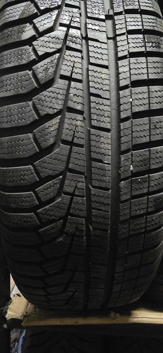 Opony zimowe 215/60/17 Hankook
