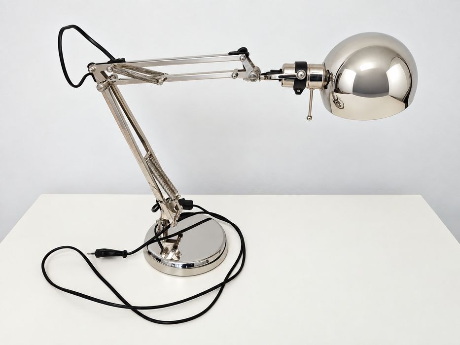 Lampa biurkowa IKEA FORSÅ, niklowana, z żarówką, regulowane ramię