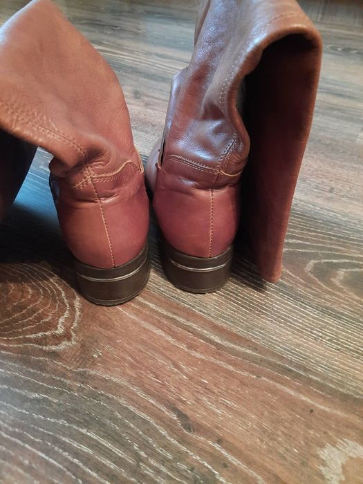 Продам кожаные сапоги трубы казаки