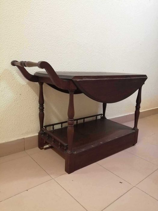 Carrinho/Bar em madeira - BLACK DAYS