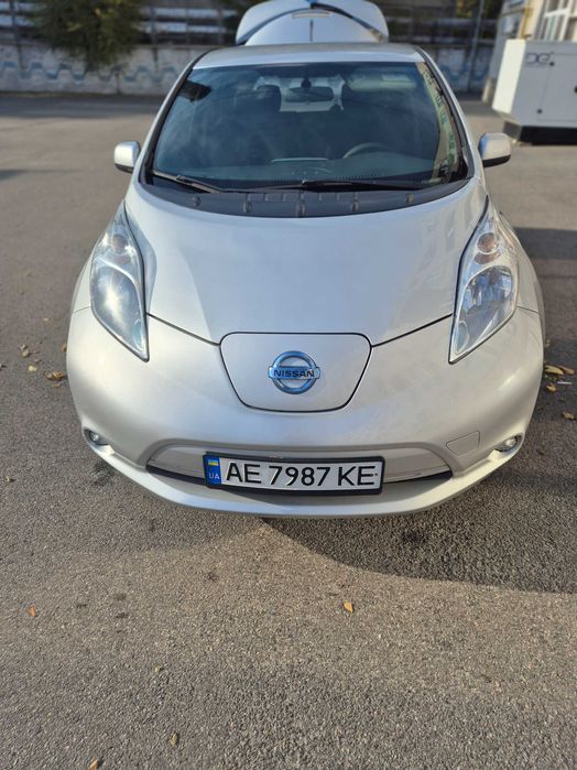 Автомобиль Nissan Leaf, батарея 40 кВт