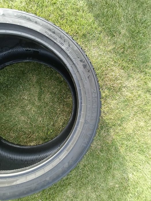 opona 245/45/20 Semperit Speed-Grip 5 1 sztuka 7,5mm 2023