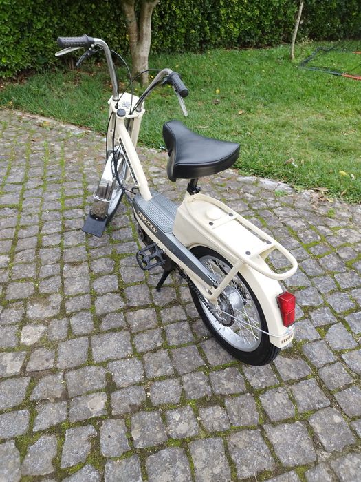 Peugeot mobilete 102