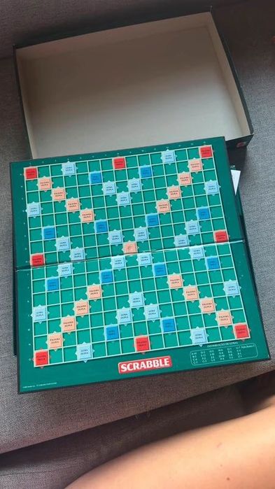 Jogo de tabuleiro Scrabble