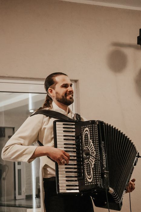 Akordeonista, ślub, biesiada, kolędowanie, eventy, współpraca, oprawa muzyczna