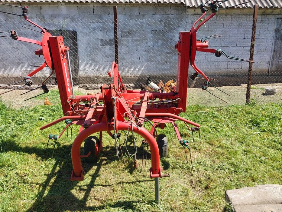 Przetrząsarka do siana