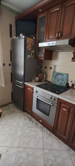 Кухня деревʼяна кутова дерево