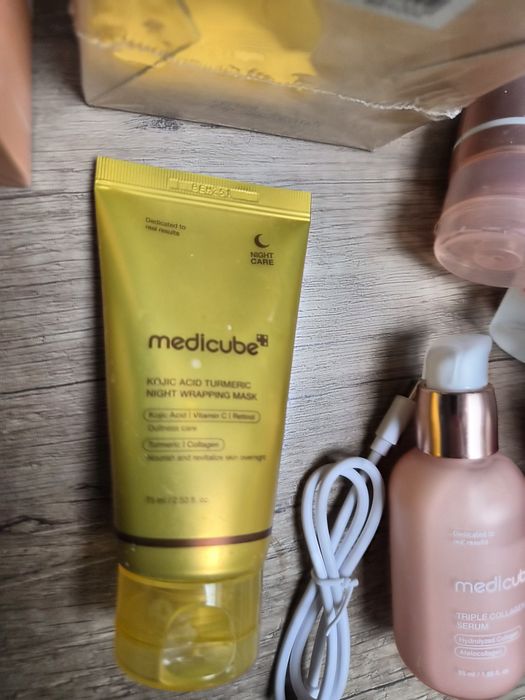 Medicube age-r booster pro plua koametyki