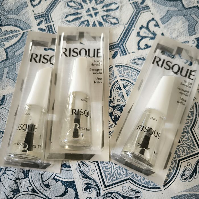 Esmalte verniz risque brasil