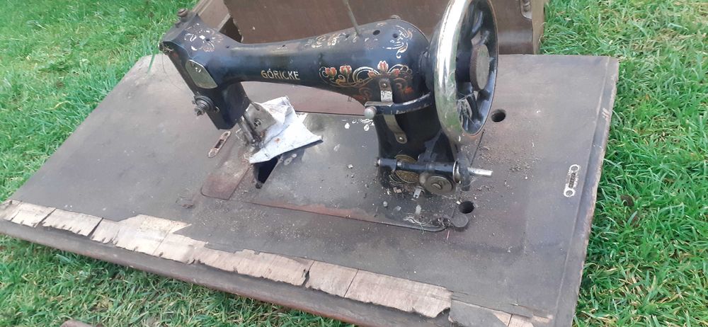 Góricke,maszyna do szycia, pokrywa, retro, PRL, vinted,rekwizyt.