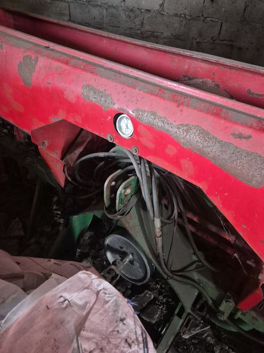 Siewnik do kukurydzy Hassia