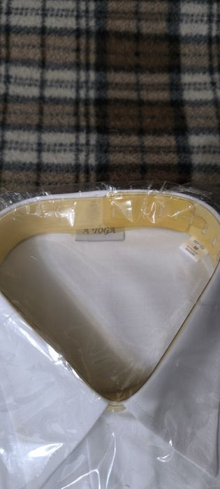 Camisa de traje academico