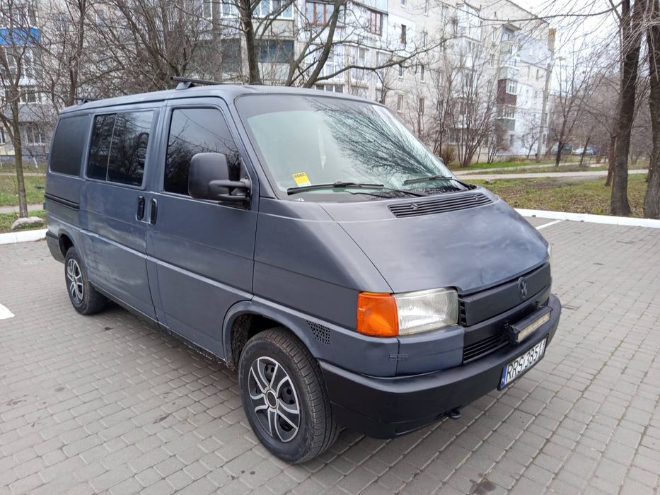 Авто в хорошем сост,кузов отличный пассажир распашонка ,ходовая часть полностью обслужина двигатель в полном порядке 2.5 турбо дизель самый надёжный масло не ест турбина дует заводится как на холодную так и на горячую отлично  салон ухожен печка греет хорошо резина зима авто после т.о делать не чего не нужно.для ЗСУ торг