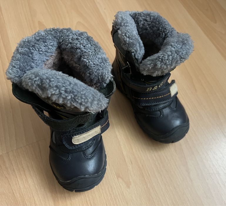 Дитячі шкіряні зимові черевики B&G розмір 25, на цегейці