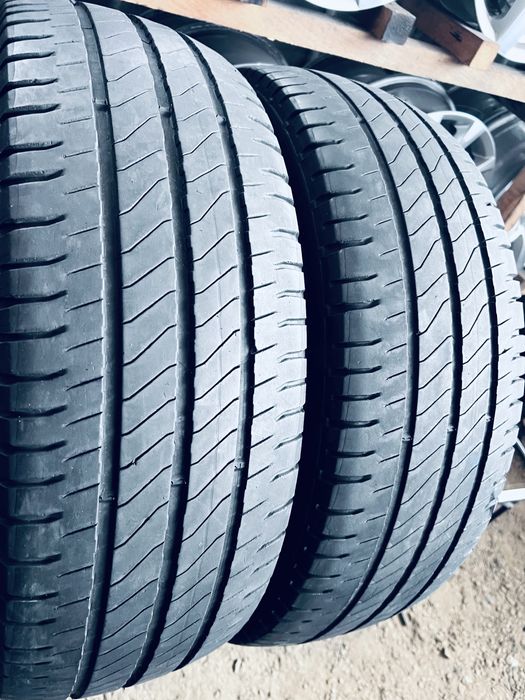 Шини Резина Літні 235 65 16C Michelin Agilis3 2шт