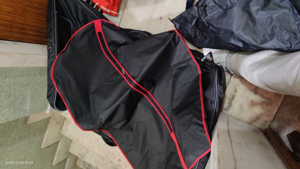 Porta fatos estado impecável