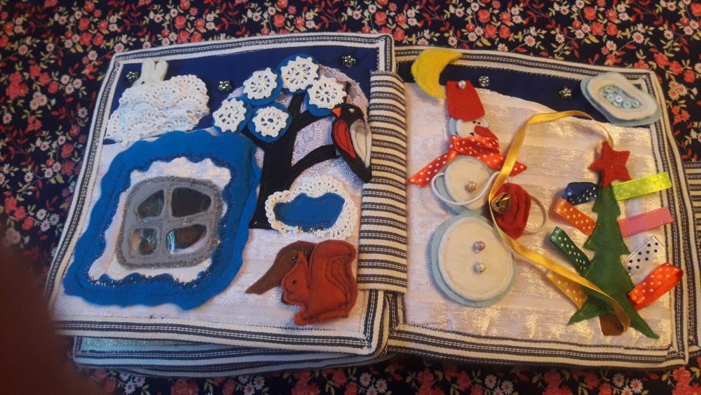 Мягкая развивающая книжка из фетра. Ручная работа