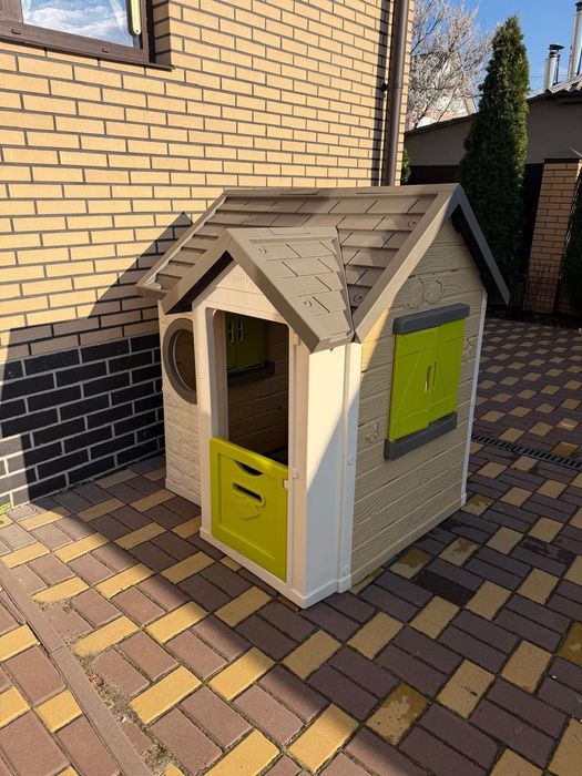 Детский пластиковый игровой дом