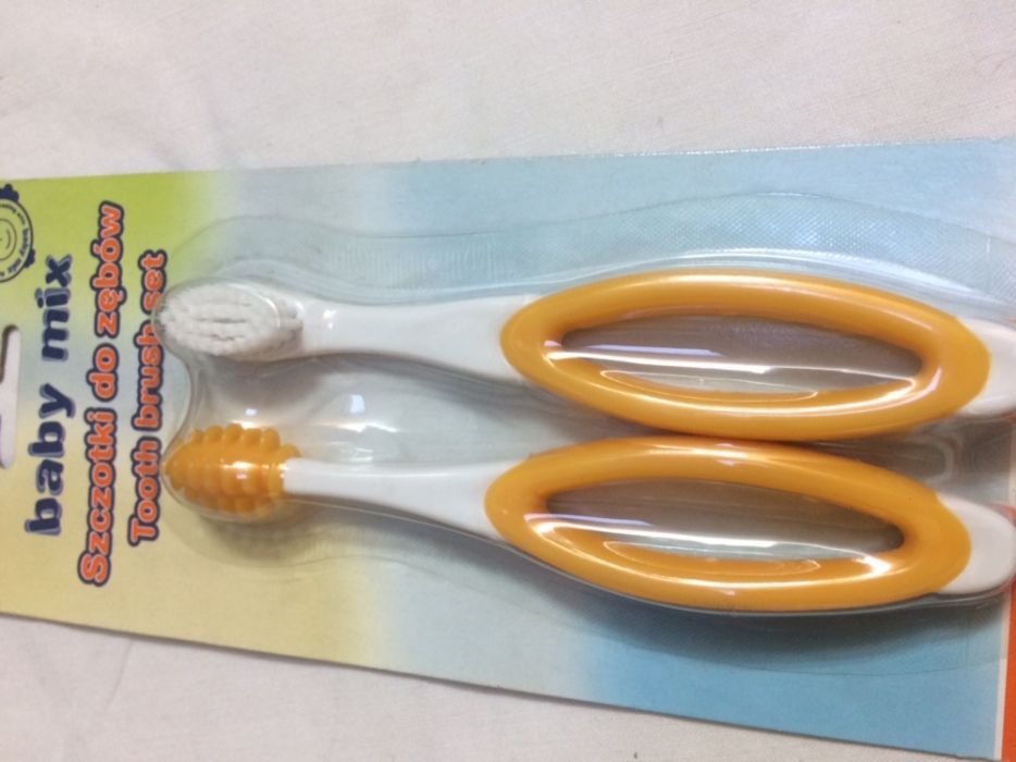 Szczoteczki do zębów i do masażu niemowlęca nowa