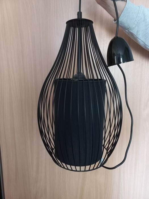 Lampa sufitowa czarna