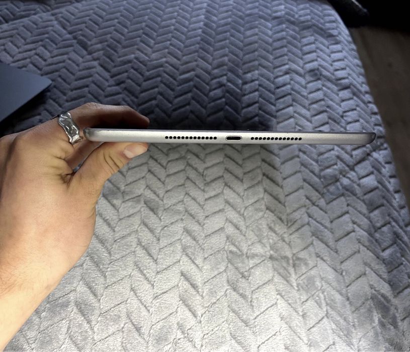 Apple Ipad 9.7” 32 GB WIFI