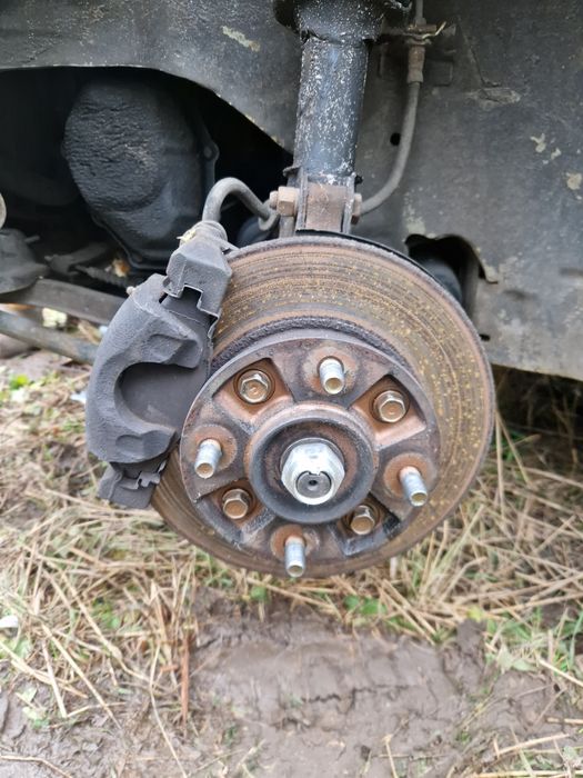 Передние стойки Chery QQ Стійки передні чери куку