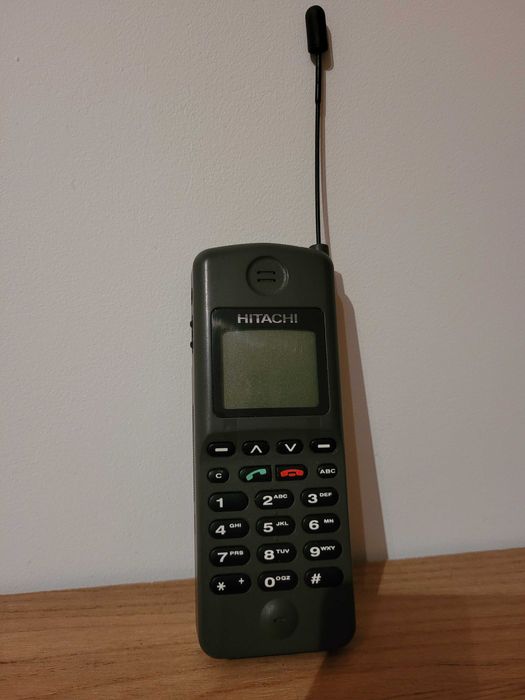 Stary telefon HITACHI dla kolekcjonera
