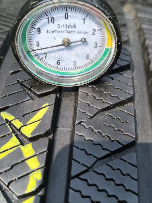 Opona Vredestein quatrac pro 255/45/19 pojedynka