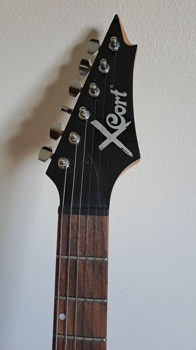 Guitarra eléctrica + amplificador