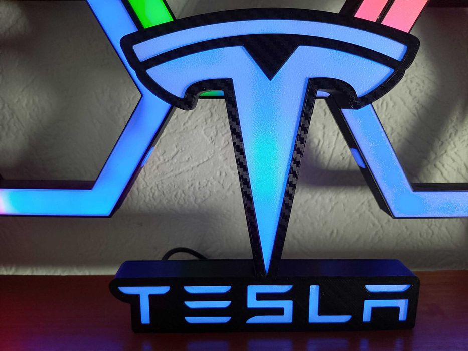 Podświetlany led napis TESLA | Dekoracja 3D | Lampka na biurko