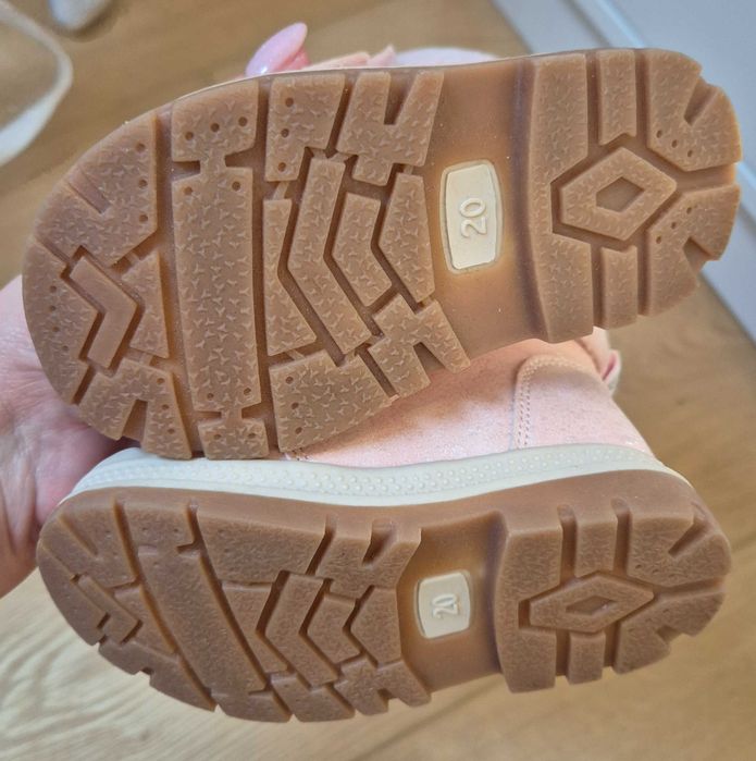 Buty zimowe dziewczynka r.20