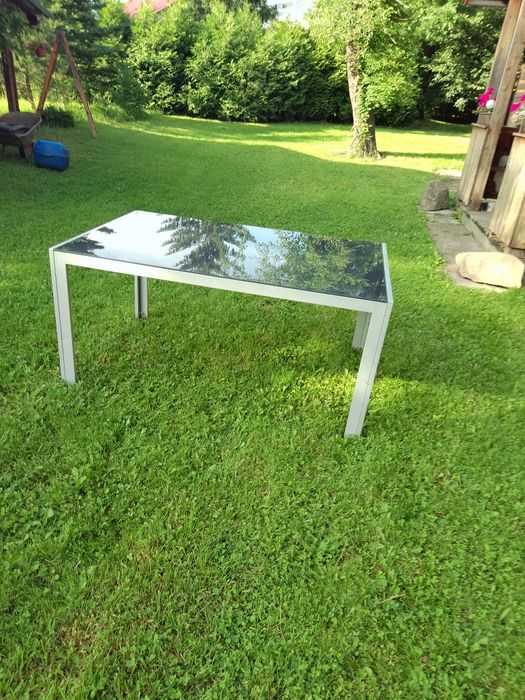 Stolik ogrodowy szklany