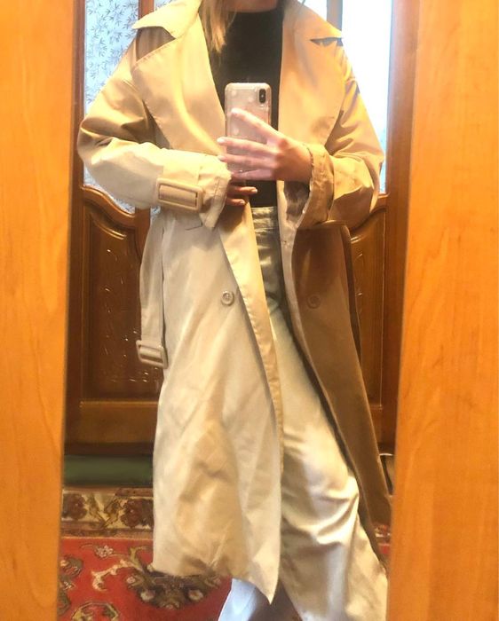 Тренч , бежевого кольору