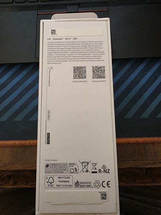 Samsung Galaxy Watch8 LTE 44mm ‒ Como Novo / Pouco Uso