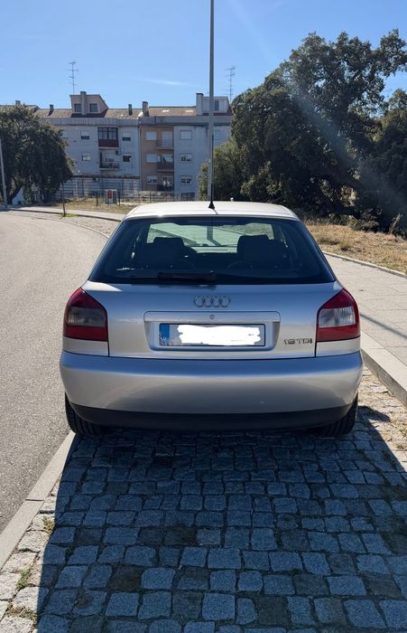 Audi A3 1.9 TDi 130cv - caixa manual de 6 velocidades