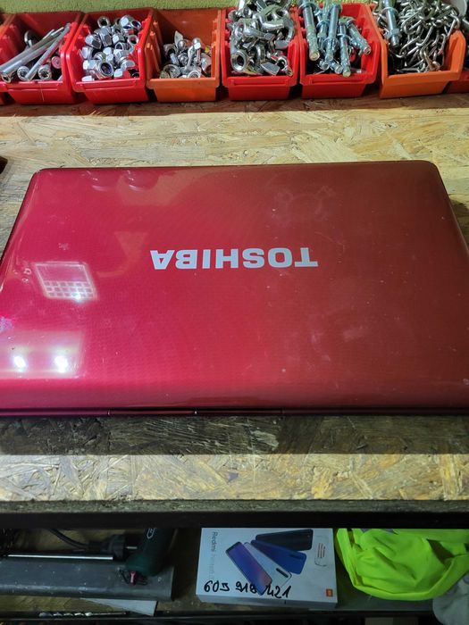 Sprzedam laptop toshiba