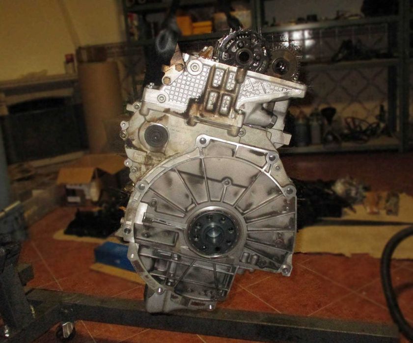 Motor nu sem acessórios para BMW 2.0d 16d 18d 20d ref. N47D20C