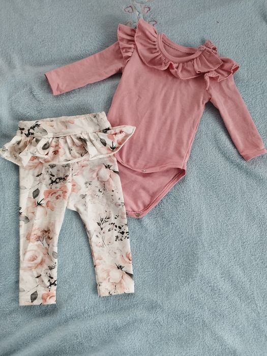 Zestaw body+leginsy roz.68